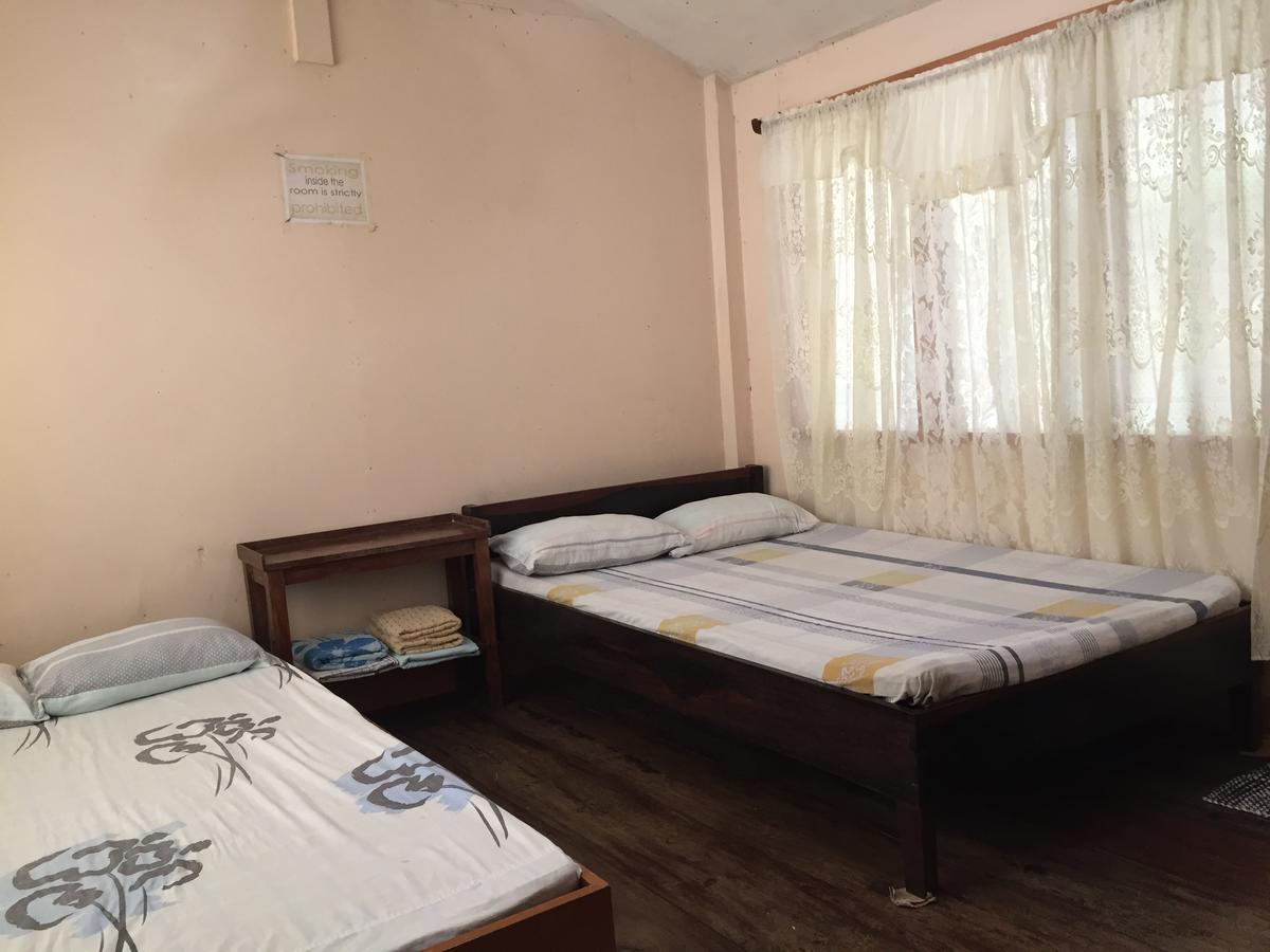 Tay Lelong'S Pension House Taytay Kültér fotó